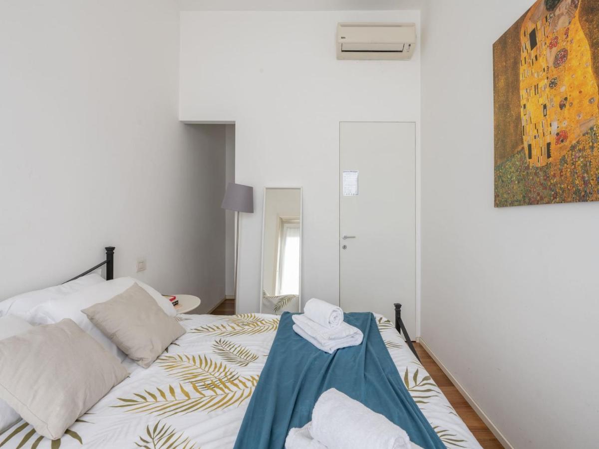 The Best Rent - Comfortable One Bedroom Apartment In Milan Downtown Milão Exterior foto