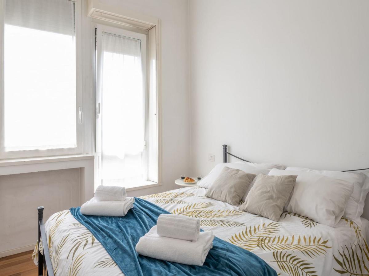 The Best Rent - Comfortable One Bedroom Apartment In Milan Downtown Milão Exterior foto