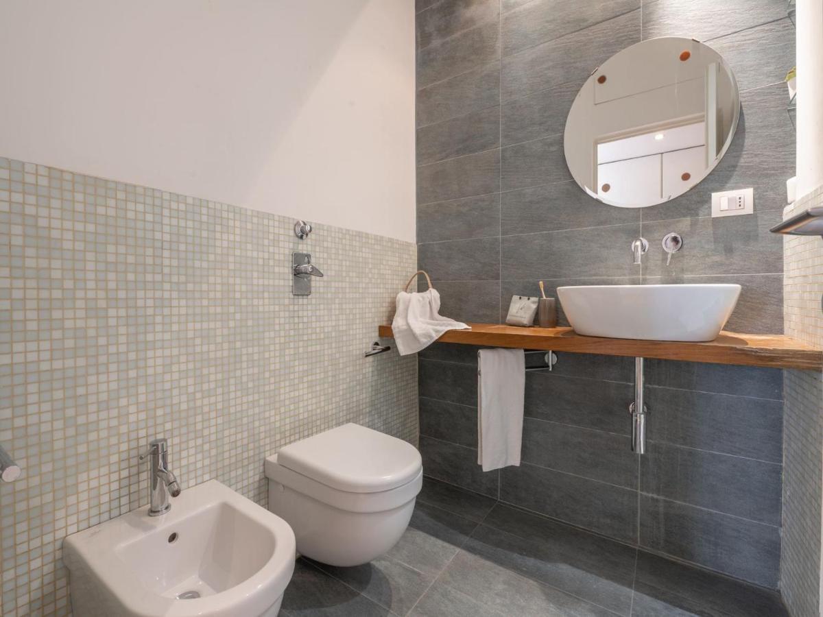 The Best Rent - Comfortable One Bedroom Apartment In Milan Downtown Milão Exterior foto