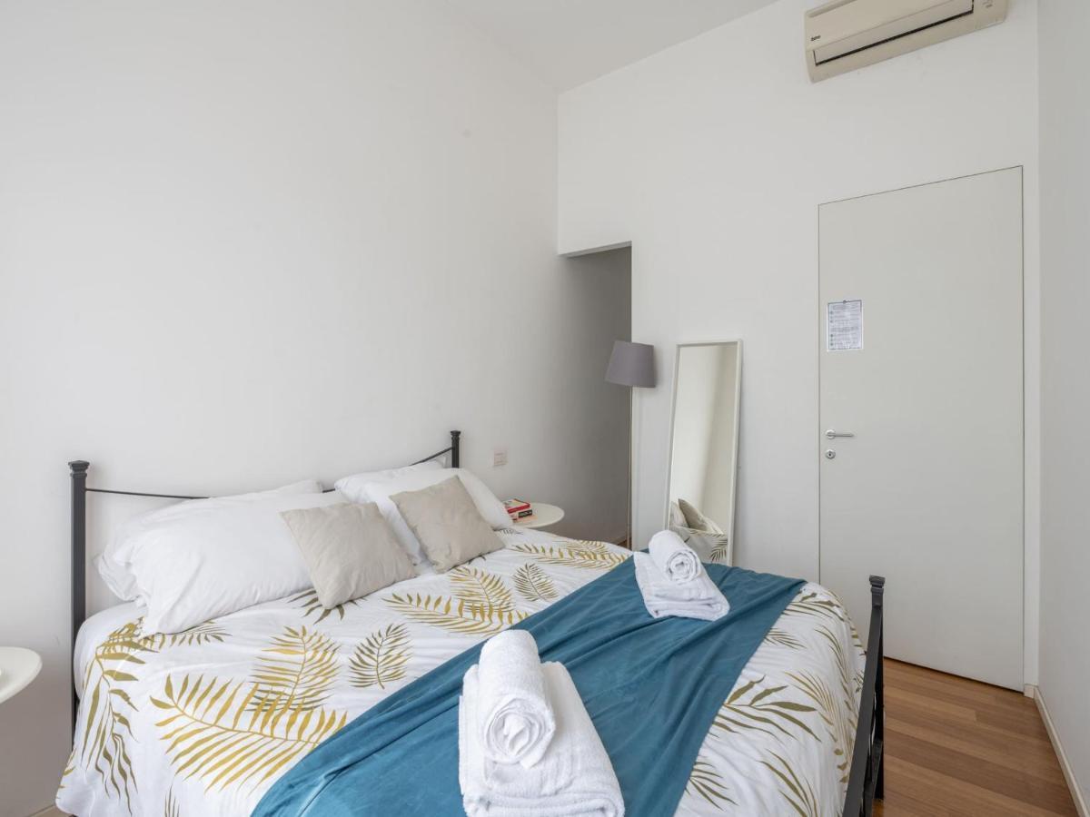 The Best Rent - Comfortable One Bedroom Apartment In Milan Downtown Milão Exterior foto