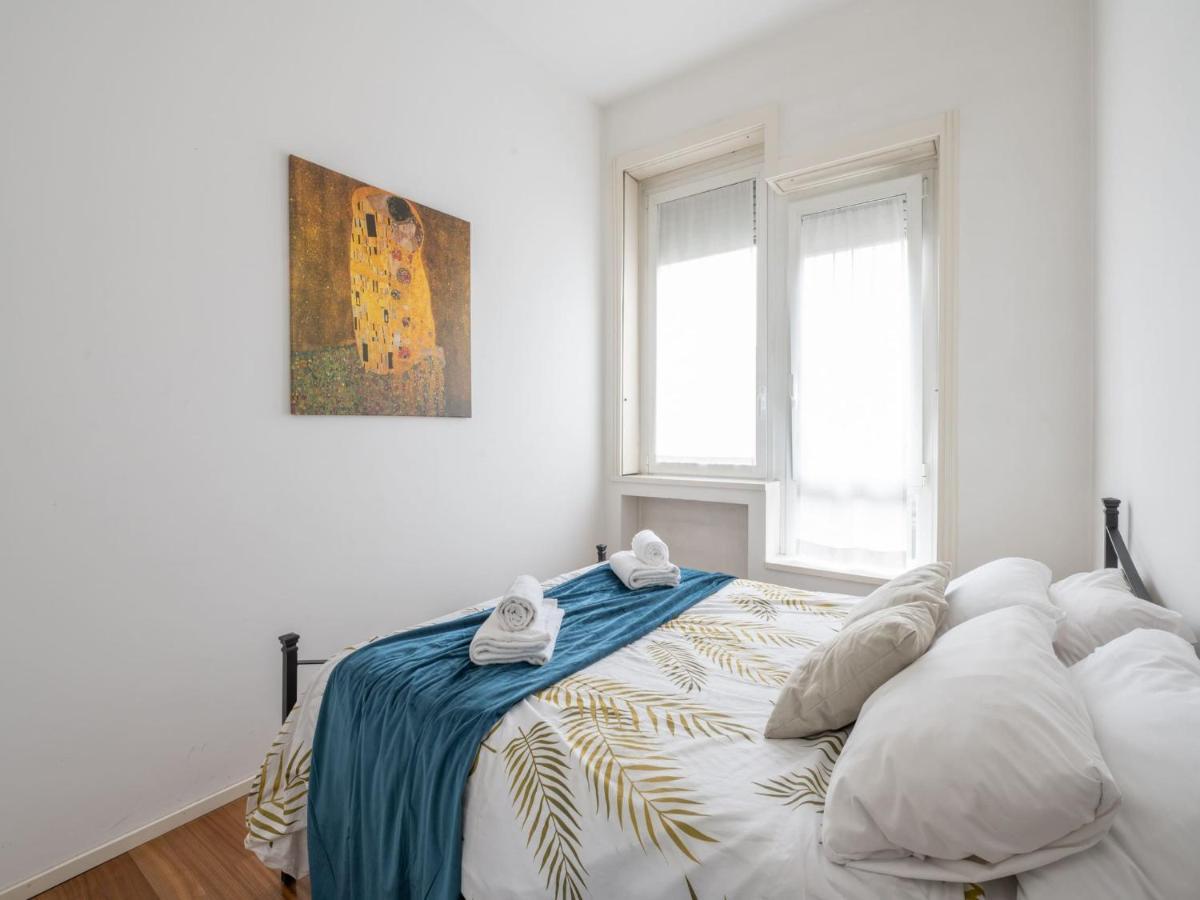 The Best Rent - Comfortable One Bedroom Apartment In Milan Downtown Milão Exterior foto